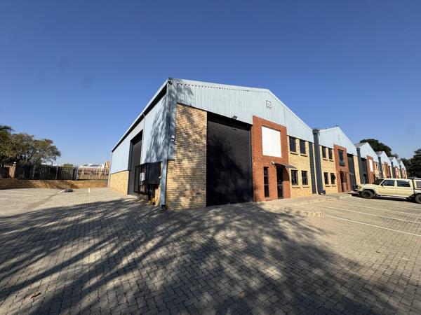 385 m² Industrial space