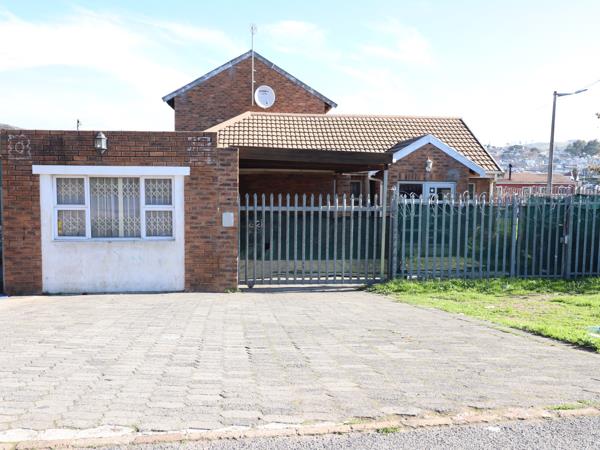10 Bedroom House