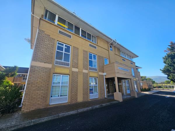 65 m² Commercial space