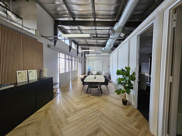 380 m² Commercial space