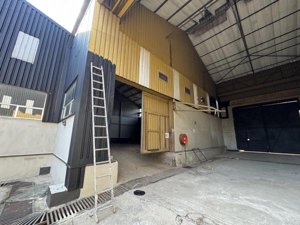 350 m² Industrial space