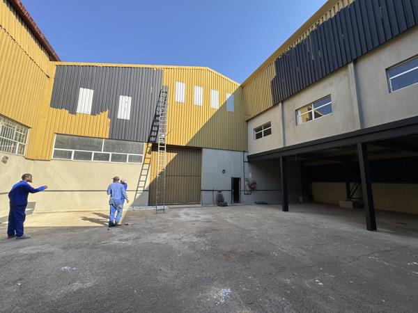 350 m² Industrial space