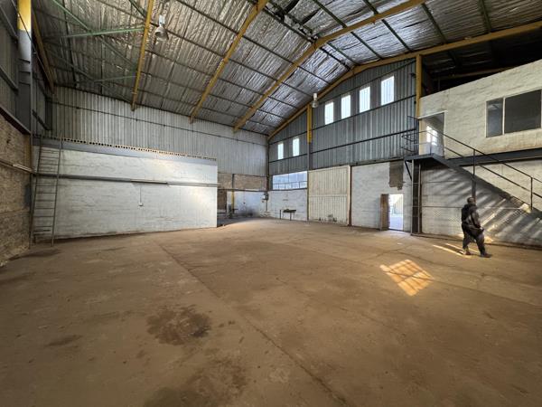 350 m² Industrial space