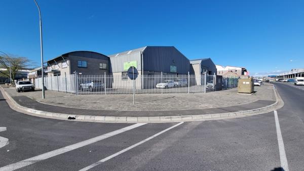 1 200 m² Industrial space