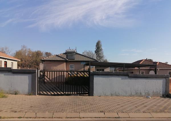 2 Bedroom House