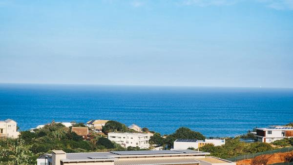 1 586 m² Land