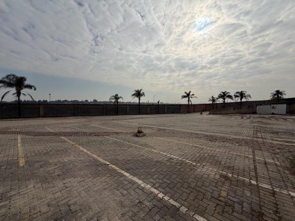 8 000 m² Industrial space