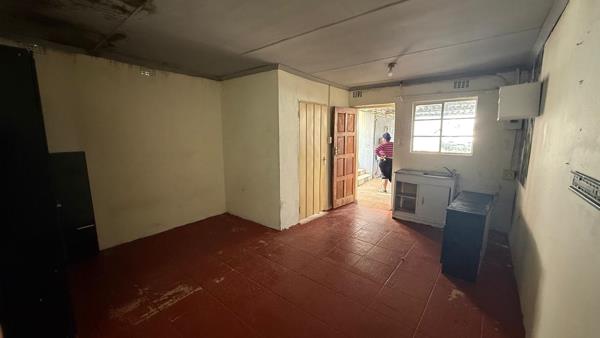 1 Bedroom House