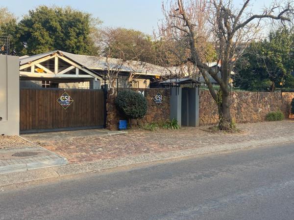 275 m² Commercial space