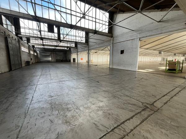 9 999 m² Industrial space