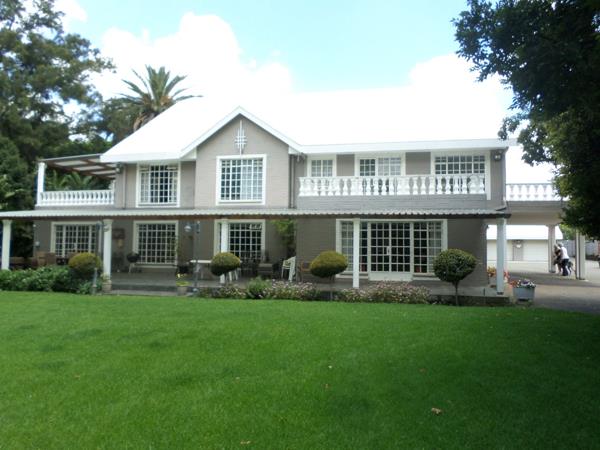 5 Bedroom House