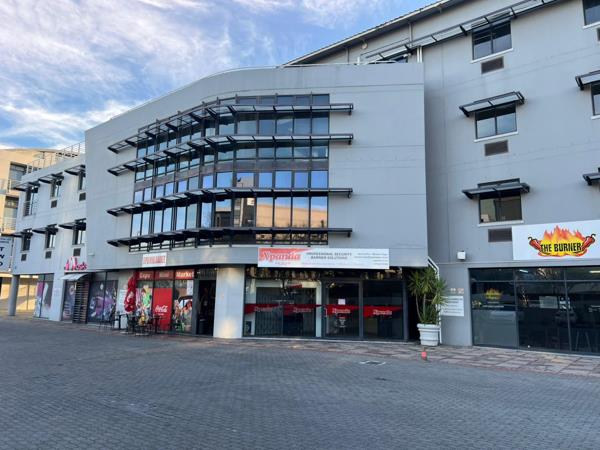 1 067 m² Commercial space