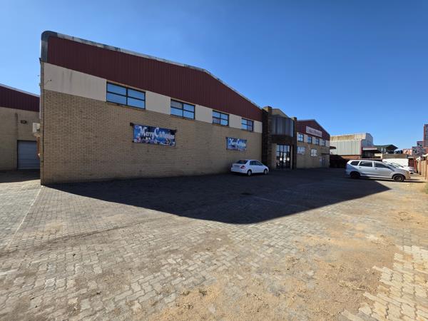 6 000 m² Industrial space