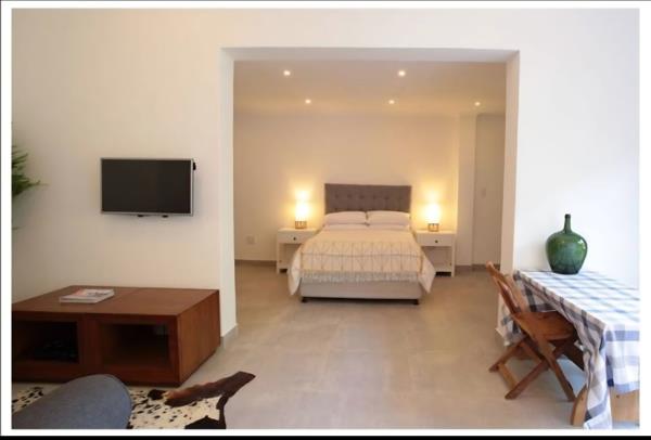 1 Bedroom Garden Cottage