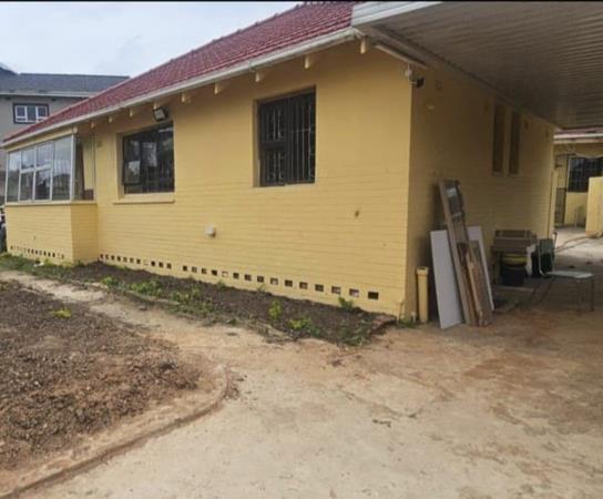 1 Bedroom House