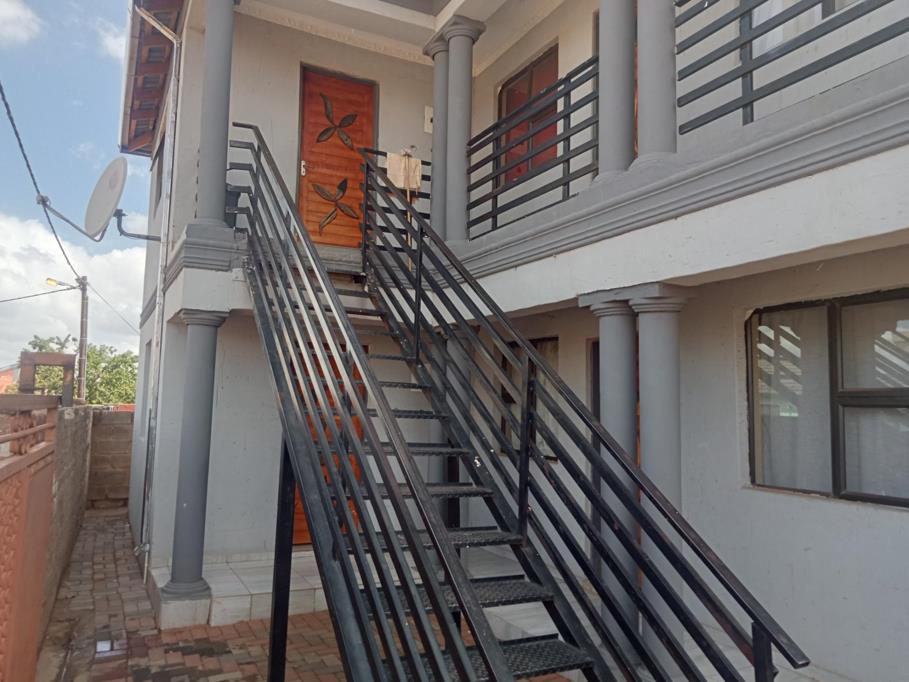 1 Bedroom Garden Cottage