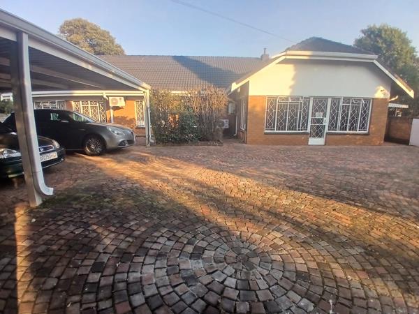 401 m² Commercial space