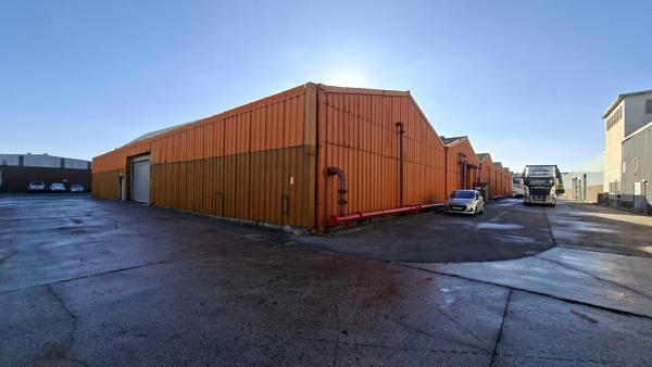 2 805 m² Industrial space