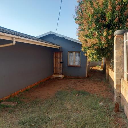 2 Bedroom House