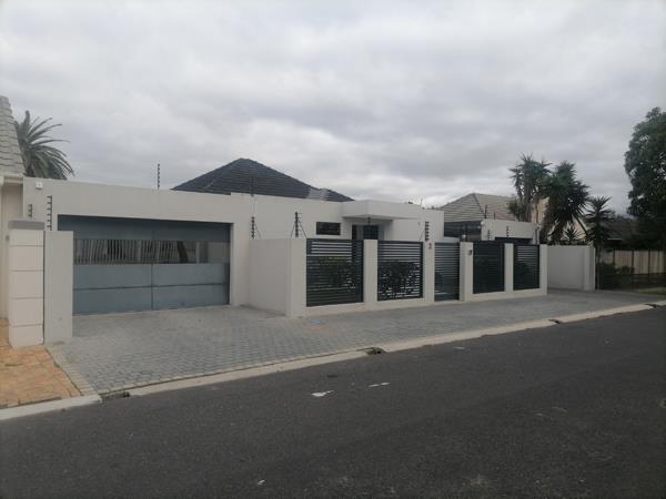 5 Bedroom House