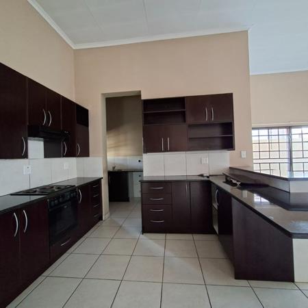 3 Bedroom Townhouse