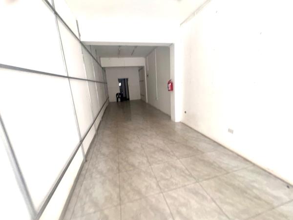 67 m² Retail Space