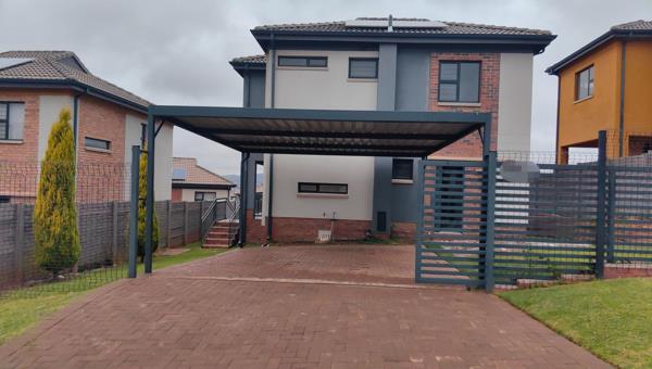 4 Bedroom Townhouse