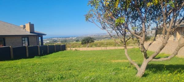 542 m² Land