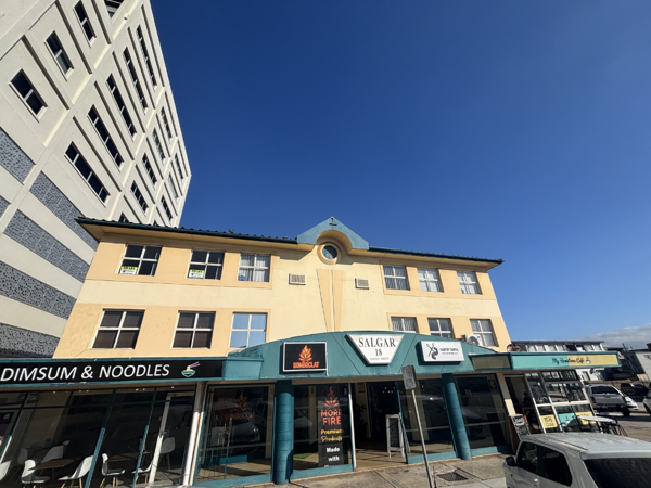 65 m² Commercial space