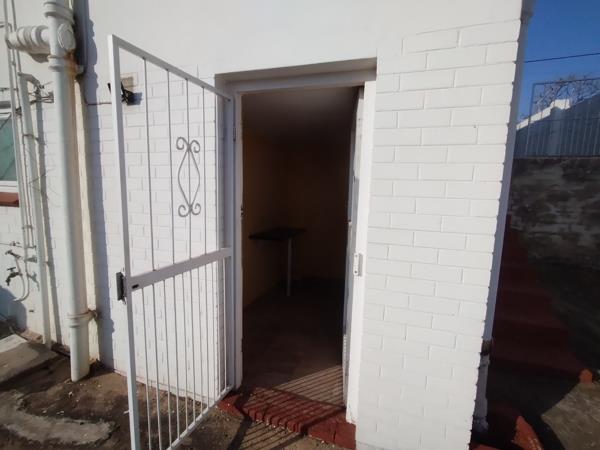 1 Bedroom House
