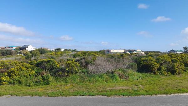 3 744 m² Land