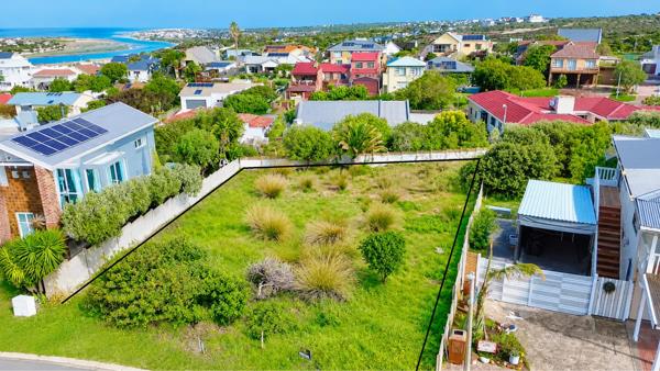 771 m² Land