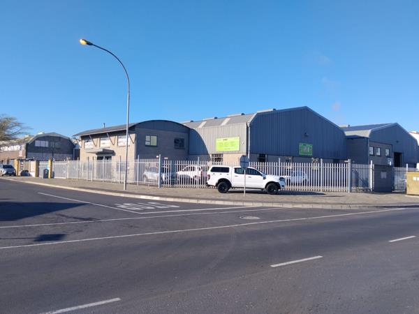 1 200 m² Industrial space
