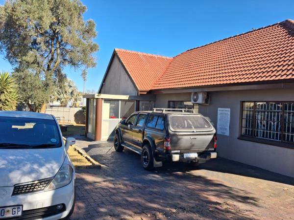 400 m² Commercial space