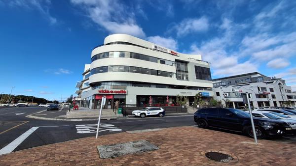 840.2 m² Commercial space