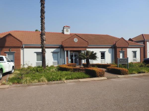 280 m² Office Space
