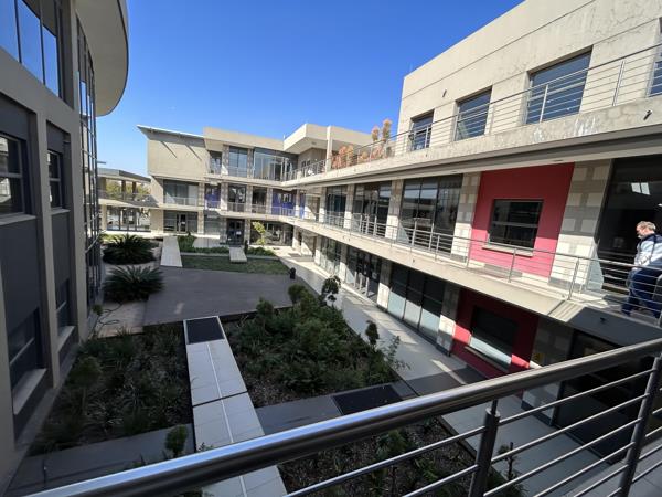 66 m² Commercial space
