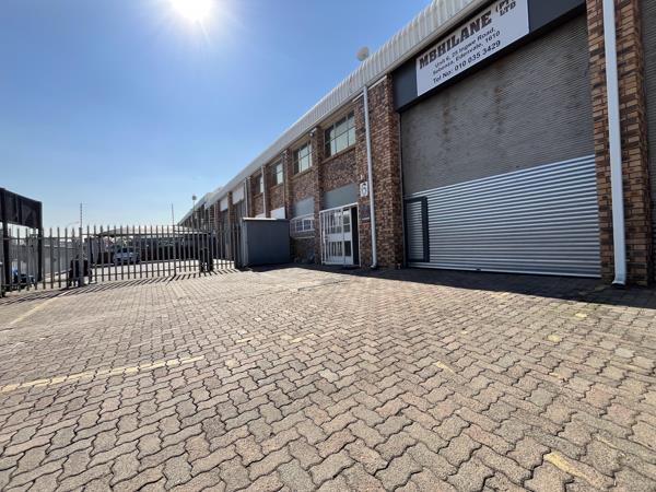 378 m² Industrial space