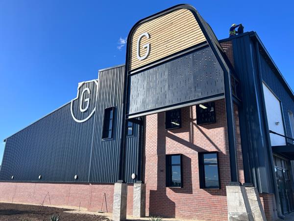 1 144 m² Commercial space