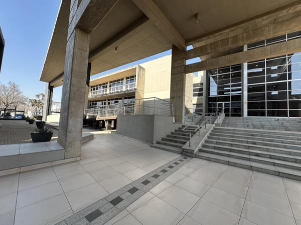 299.1 m² Commercial space