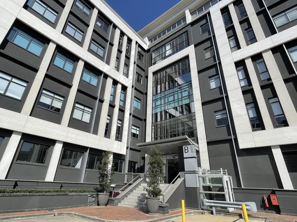 723 m² Commercial space