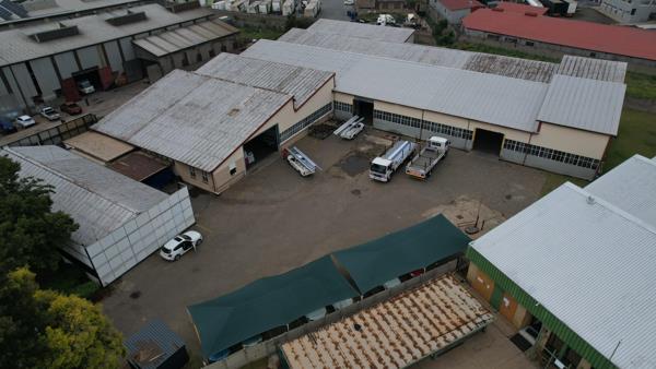 2 400 m² Industrial space