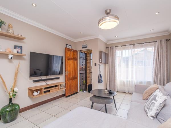 2 Bedroom Townhouse