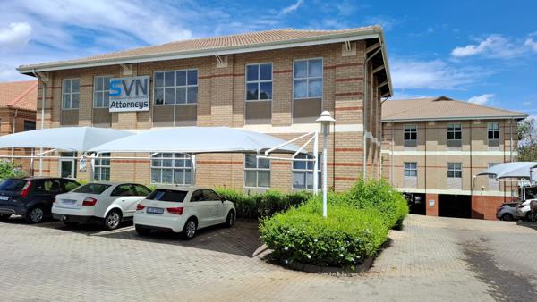 340 m² Office Space