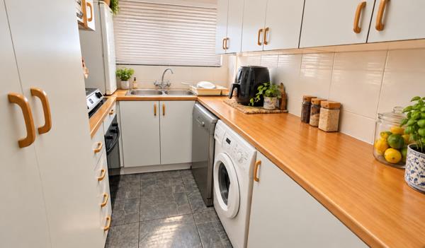 2 Bedroom Simplex