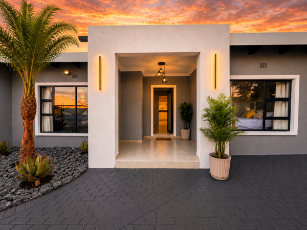 6 Bedroom House