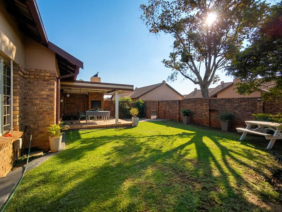 2 Bedroom Simplex