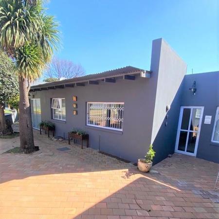 1 Bedroom Garden Cottage