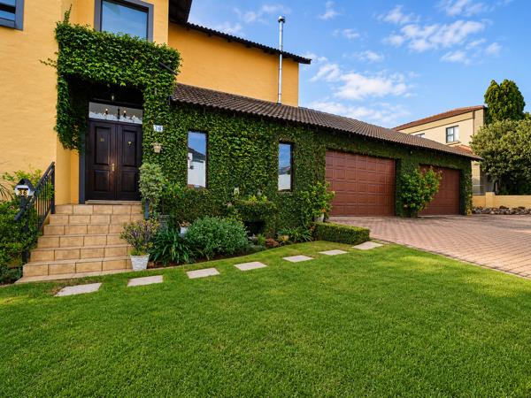 5 Bedroom House