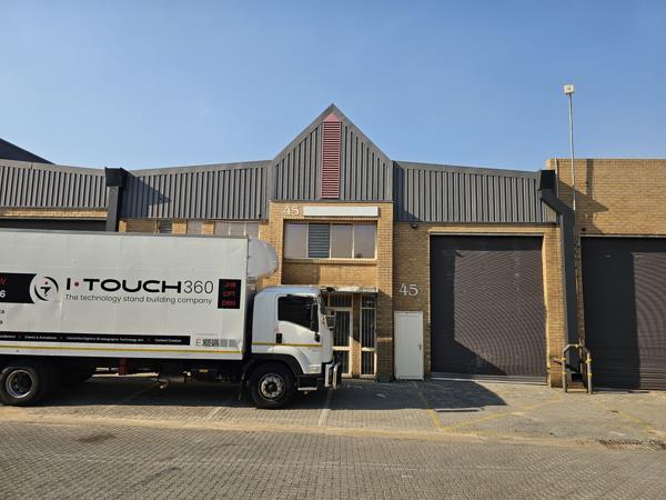 425 m² Industrial space